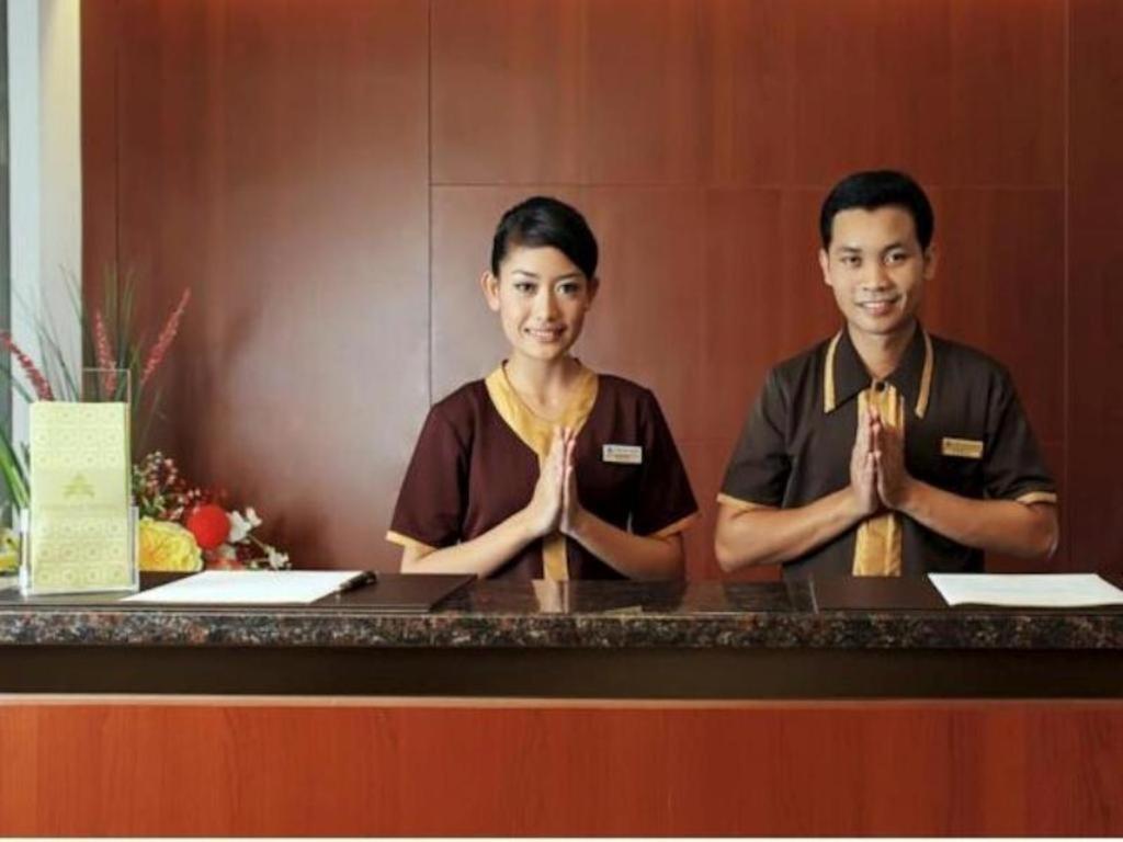 Maesa Hotel Ponorogo Εξωτερικό φωτογραφία